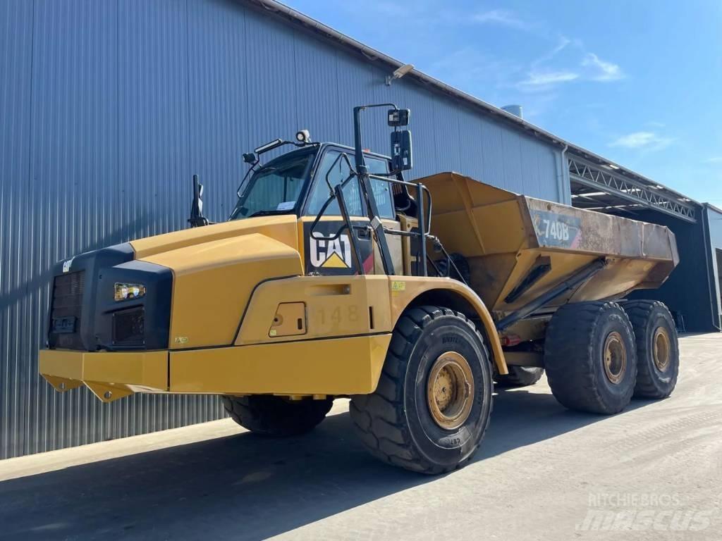 CAT 740B Kloubové dempry