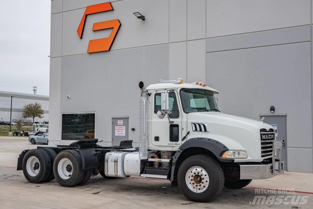 Mack Granite GU 813 Sklápěče