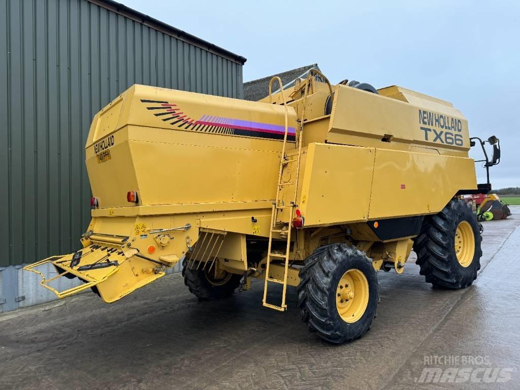 New Holland TX 66 Sklízecí mlátičky
