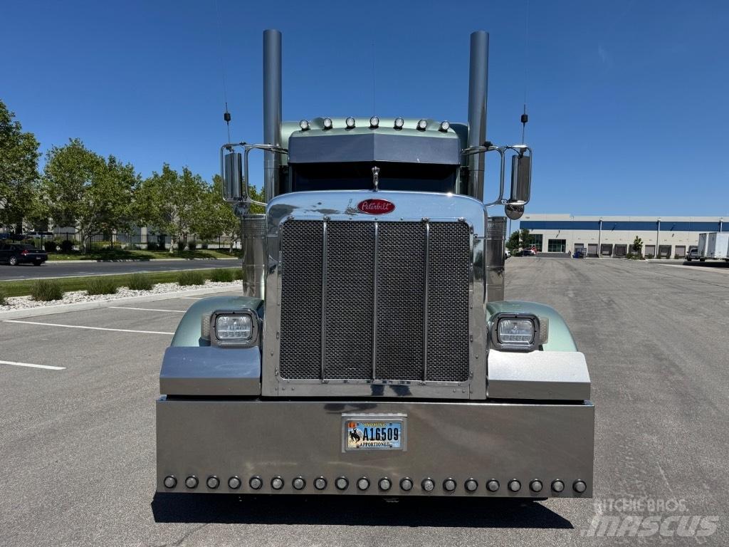 Peterbilt 379 Tahače