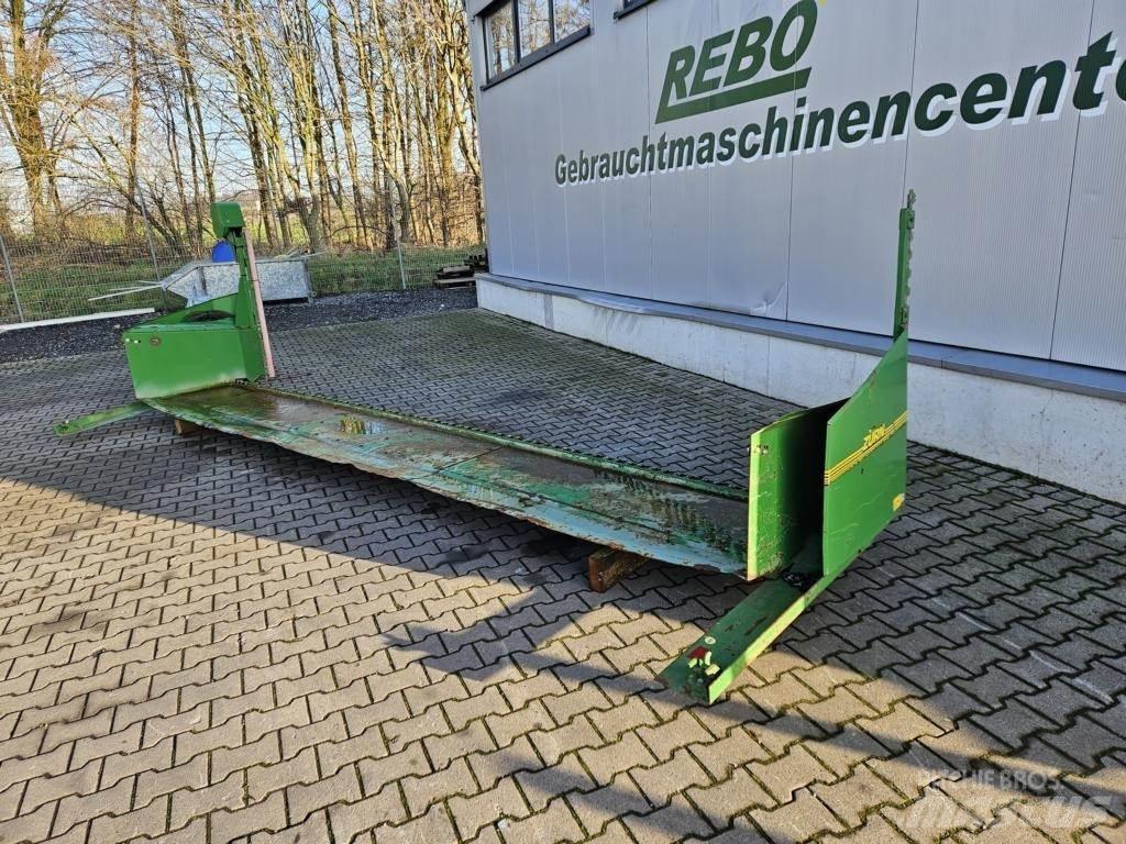 Zürn PROFI JD 800 Příslušenství a náhradní díly ke kombajnům