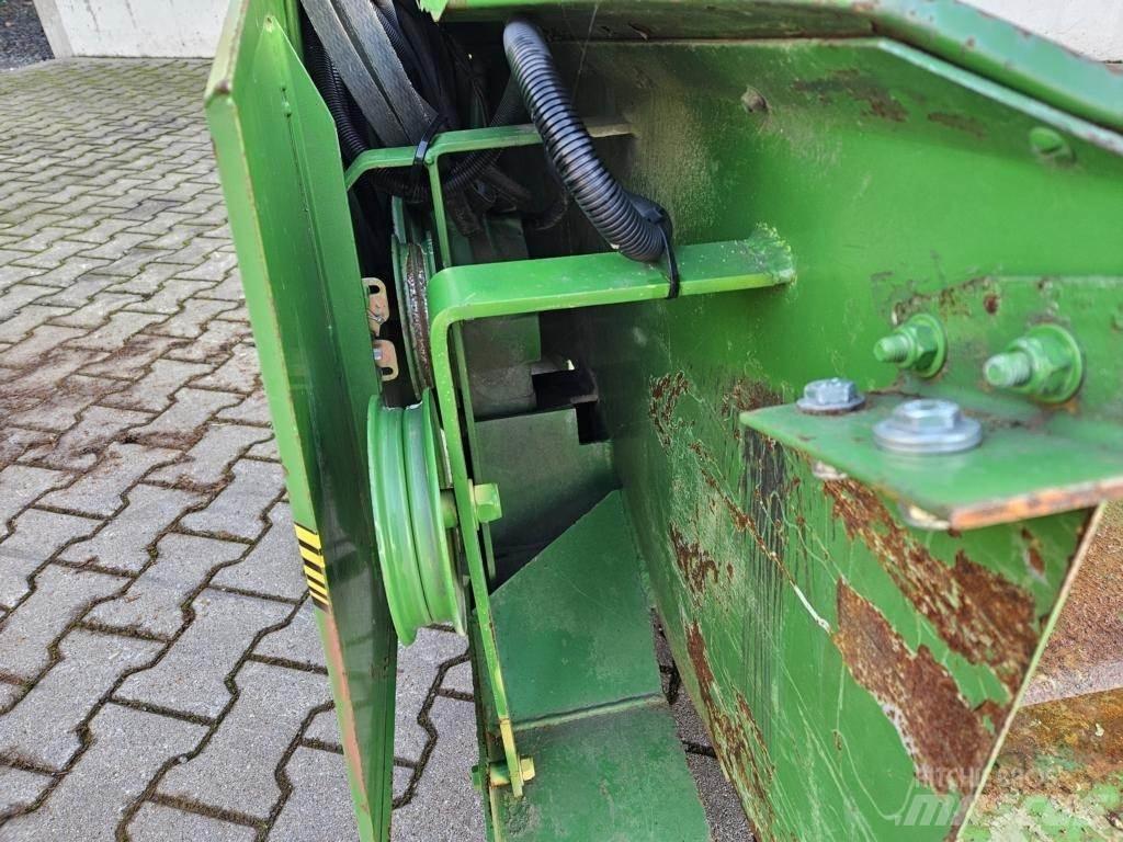 Zürn PROFI JD 800 Příslušenství a náhradní díly ke kombajnům