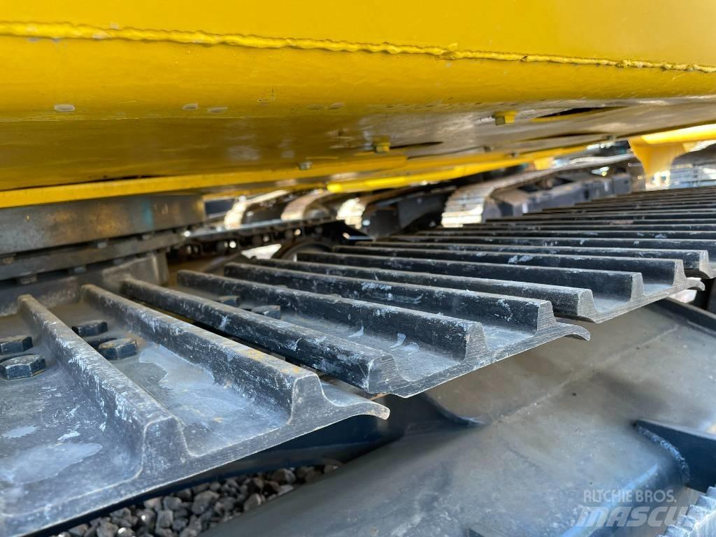 Komatsu 130-7 Pásová rýpadla
