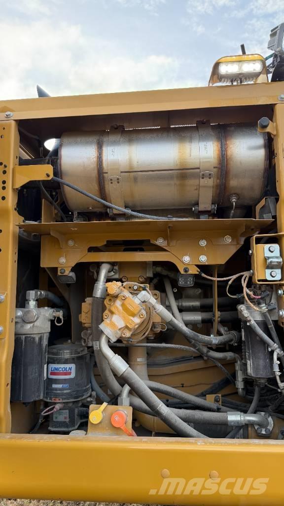 CAT 340 Pásová rýpadla