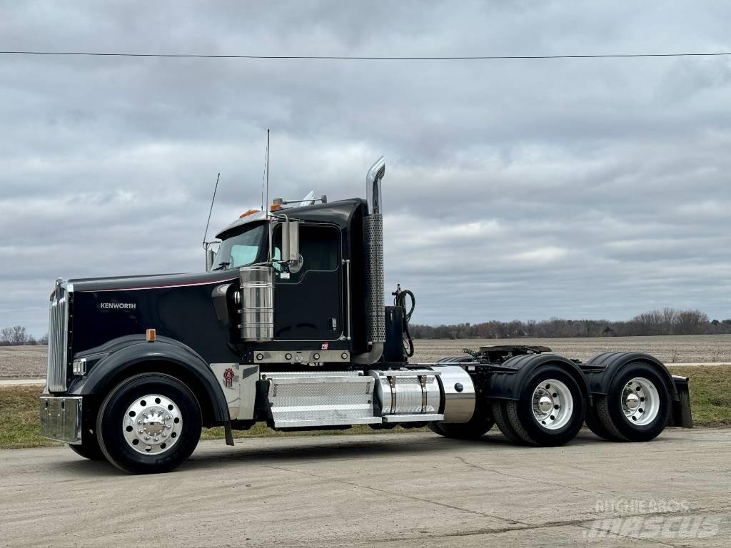 Kenworth W900 Tahače