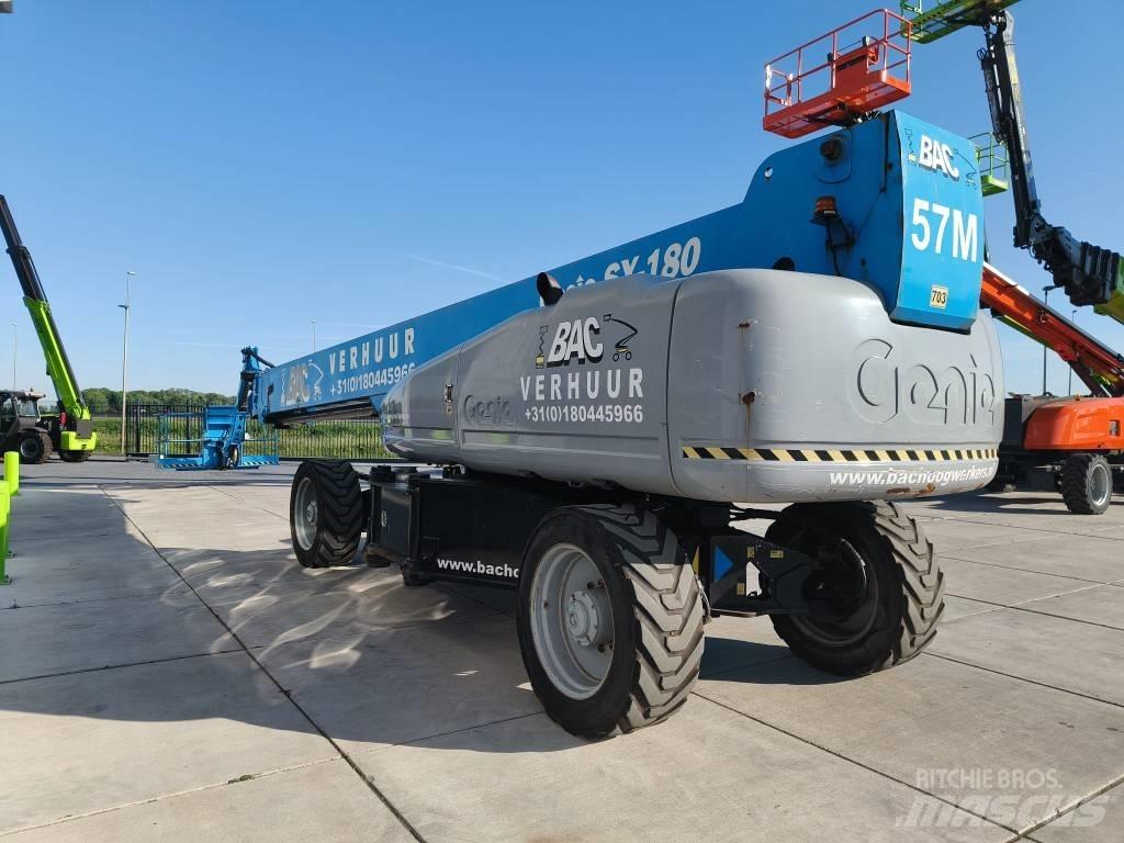 Genie SX 180 Teleskopické plošiny