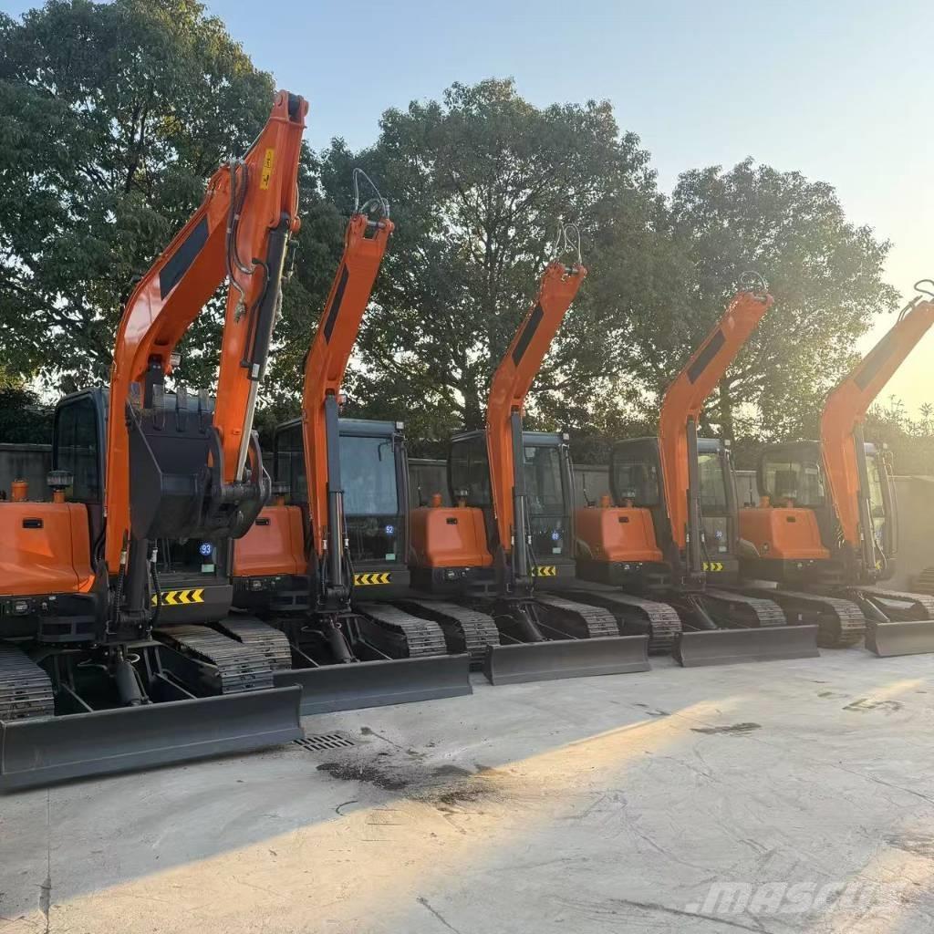 Doosan DX 60 Pásová rýpadla