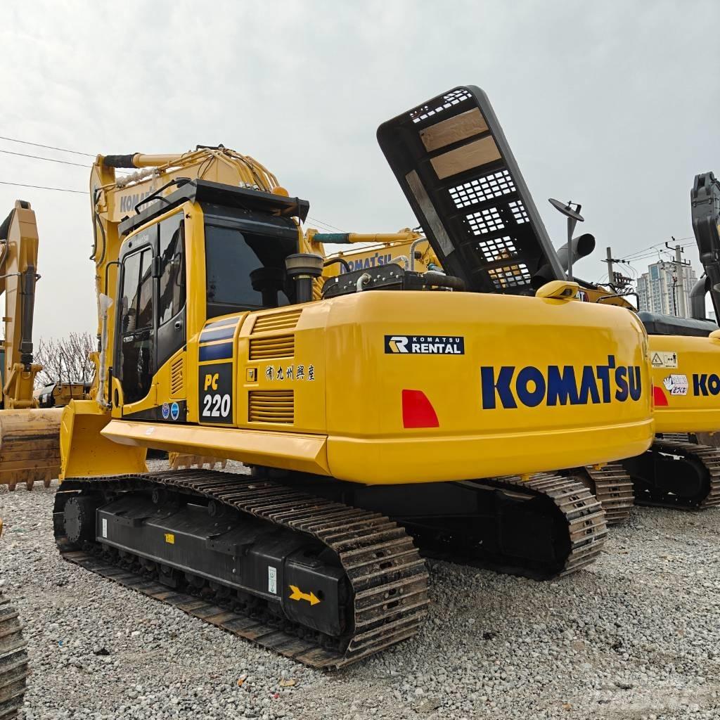 Komatsu 220-8 Pásová rýpadla