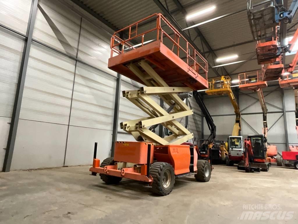 JLG 3394 RT Nůžková zvedací plošina