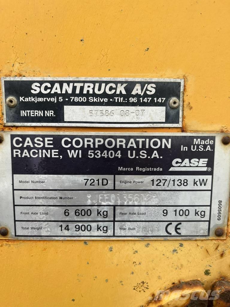 CASE 721 D Kolové nakladače