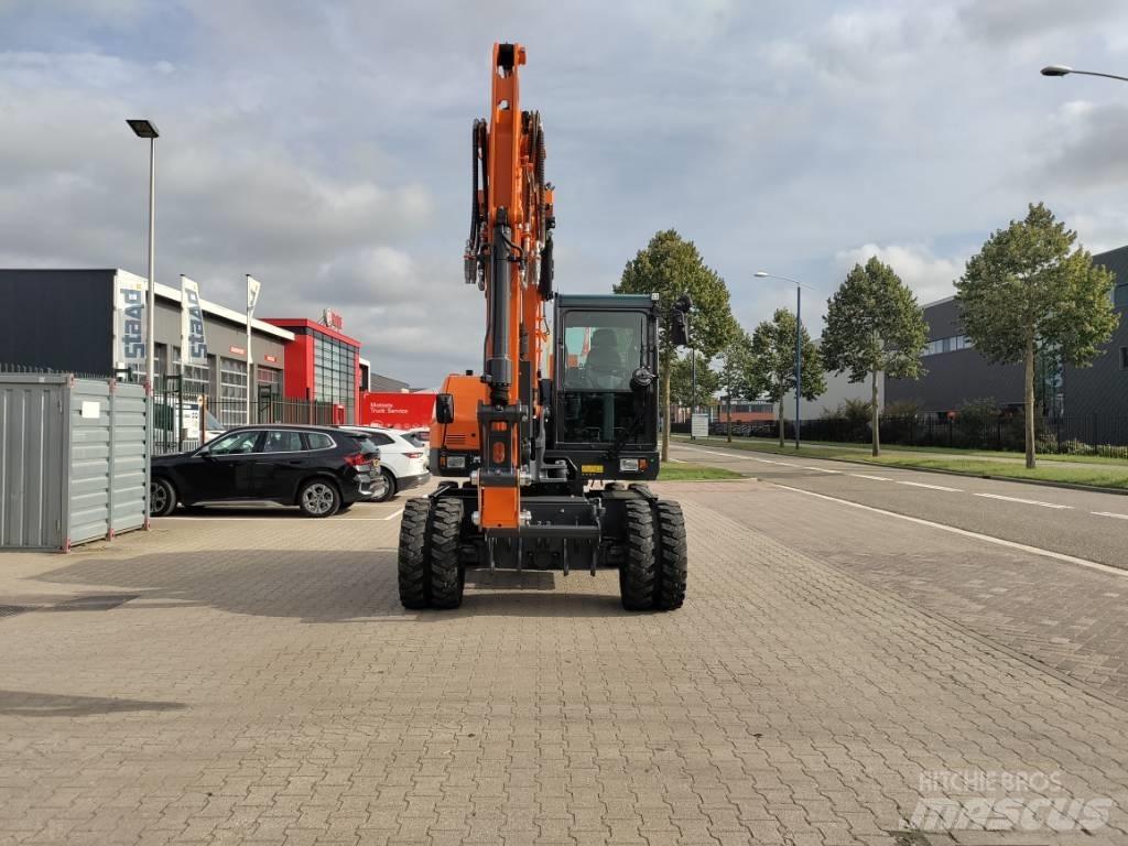 Develon DX100W-7 Kolová rýpadla