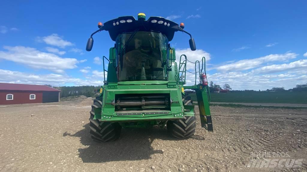 John Deere W 540i Sklízecí mlátičky