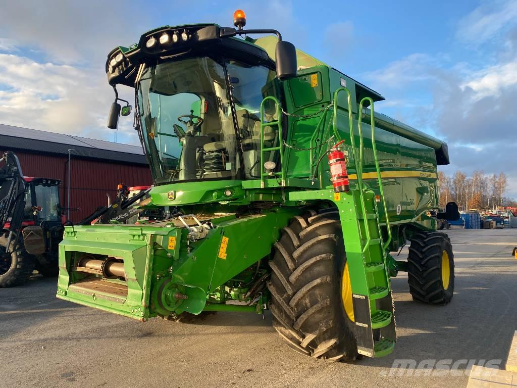 John Deere W 540i Sklízecí mlátičky