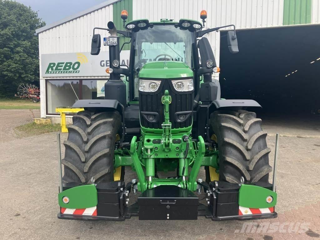 John Deere 6M250 Traktory