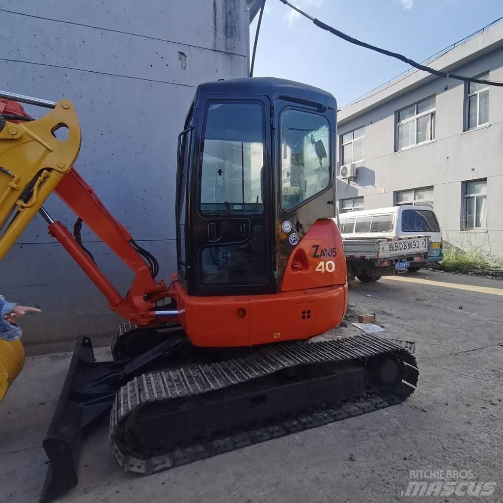 Hitachi ZX 40 U Mini rýpadla < 7t