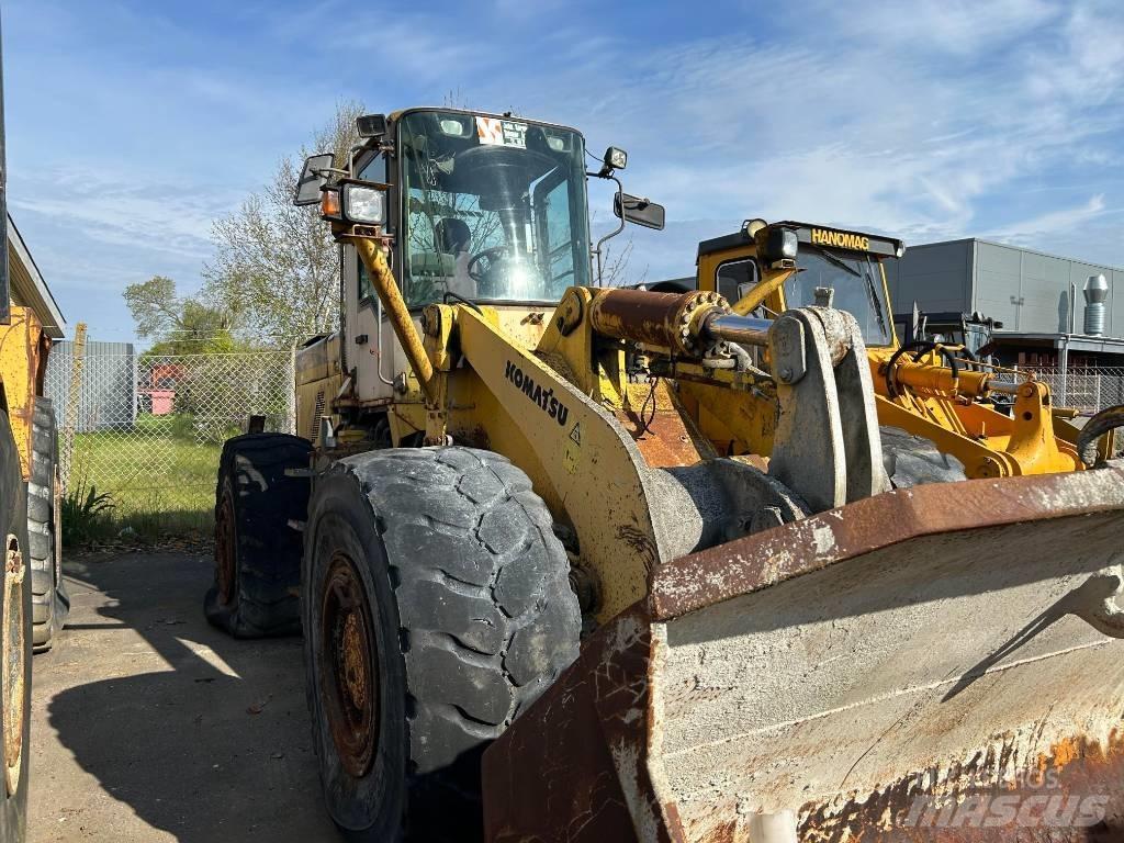 Komatsu WA 420 Kolové nakladače