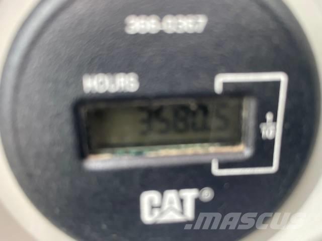 CAT 318FL Pásová rýpadla