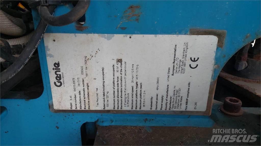 Genie S45TRAXG Další zvedače a plošiny