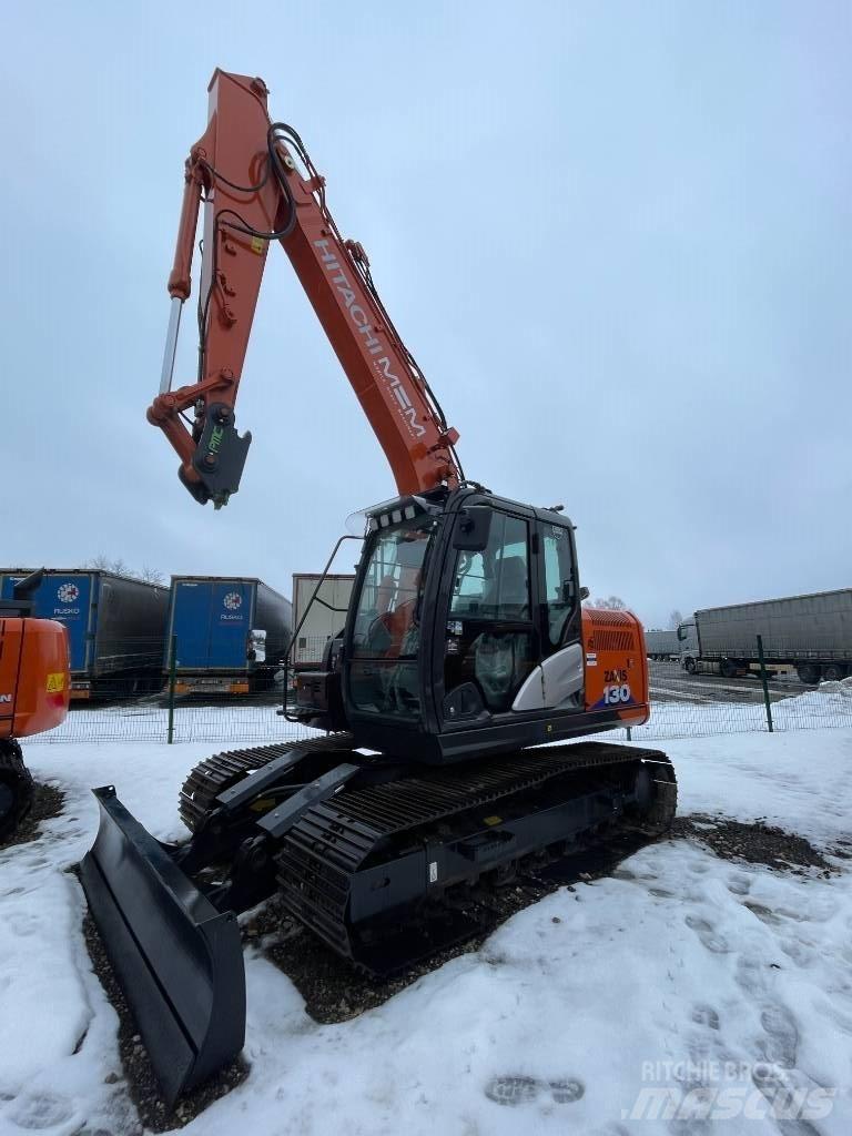 Hitachi ZX 130-6 Pásová rýpadla