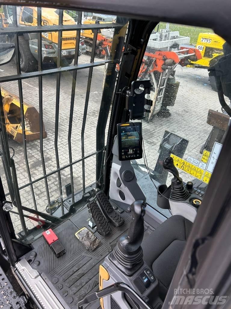 CAT MH 3040 Manipulace s materiálem – ostatní