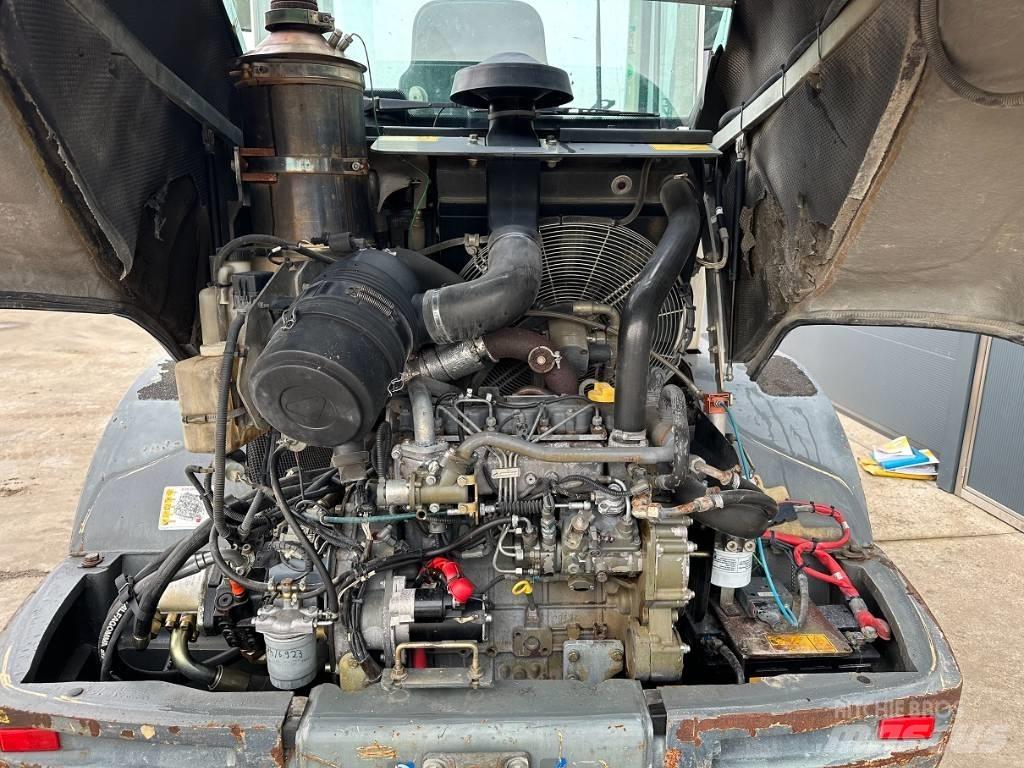 Liebherr L 506 Kolové nakladače