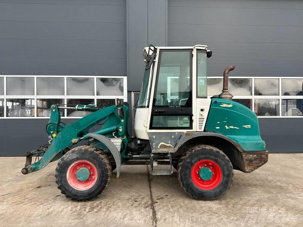Liebherr L 506 Kolové nakladače