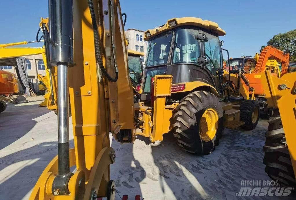 CAT 420 F Rýpadlo-nakladače