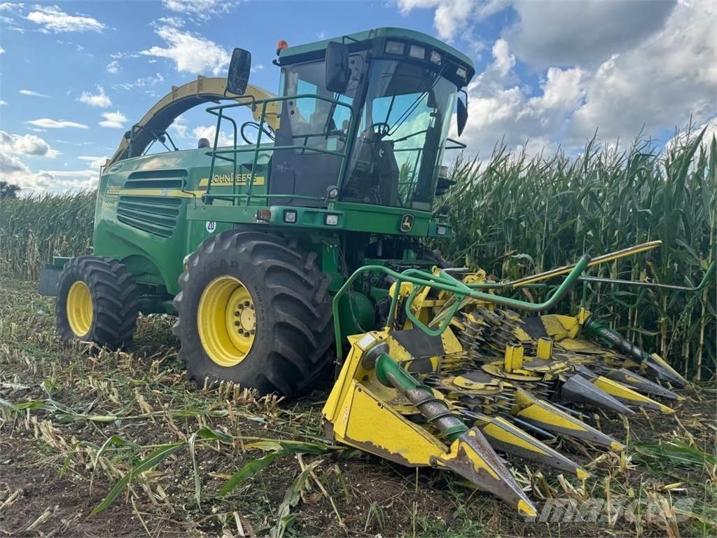 John Deere 7400 Samojízdné sekačky