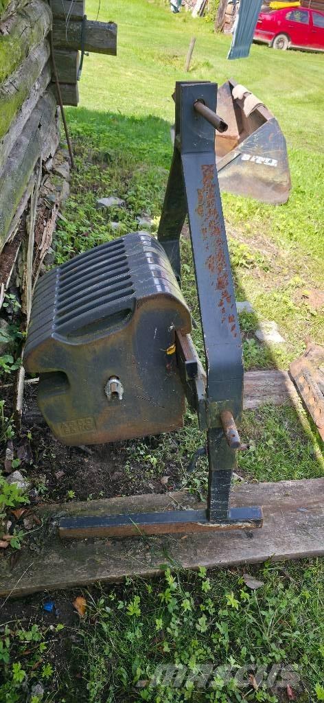 John Deere 5070 M Traktory