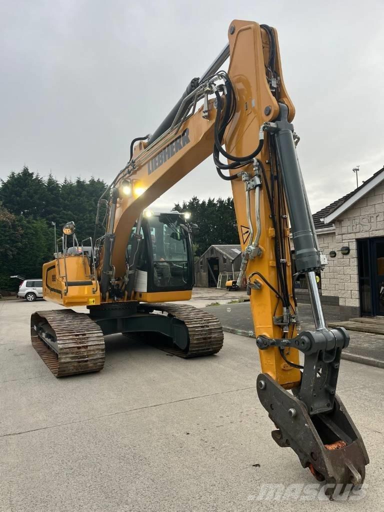 Liebherr R 922 Pásová rýpadla