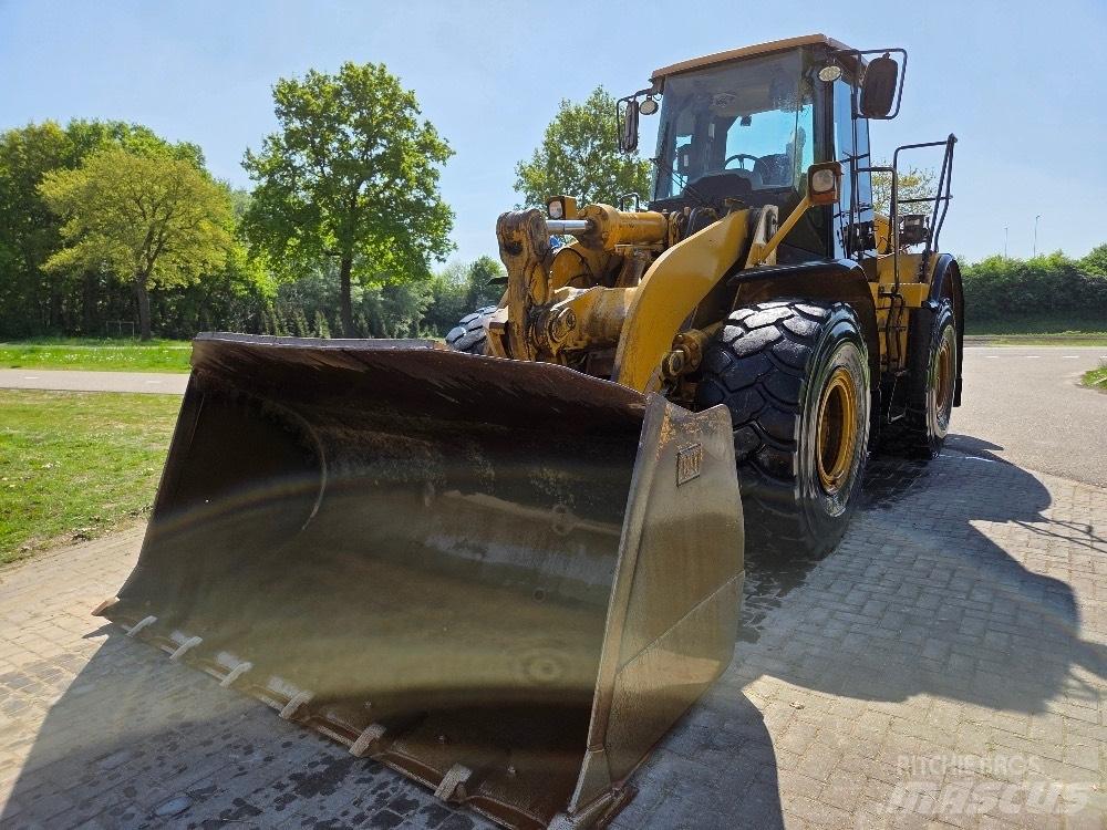 CAT 962H Kolové nakladače