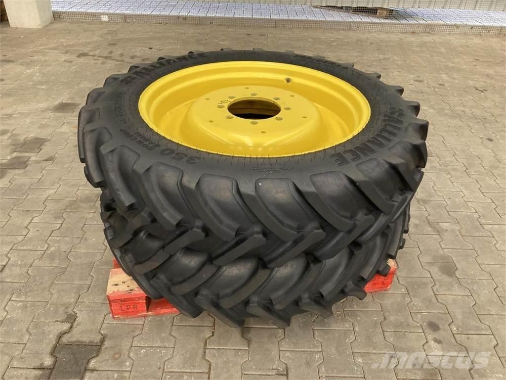 Alliance 320/85R34 Pneumatiky, kola a ráfky
