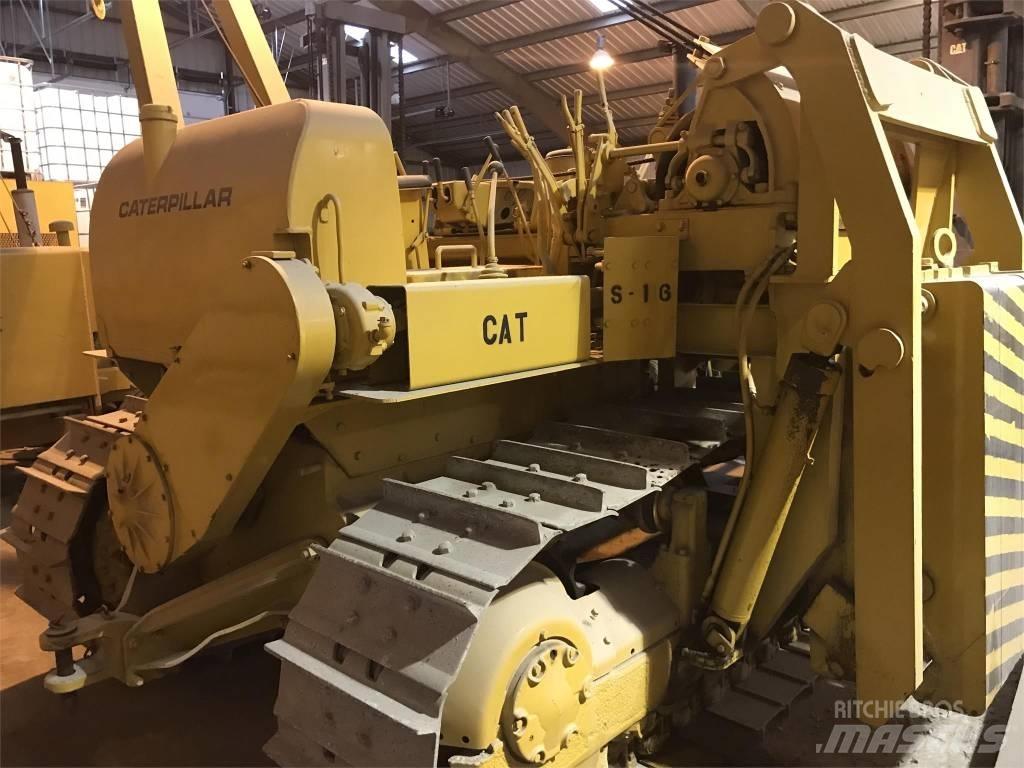 CAT D 6 C Pokladače potrubí
