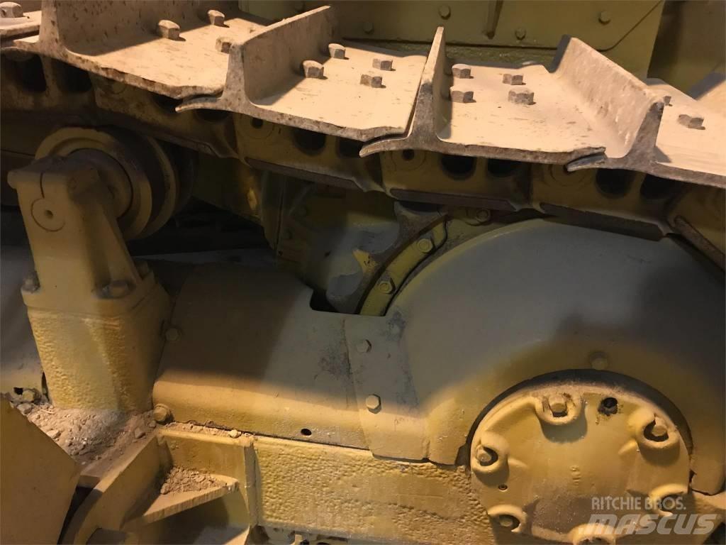 CAT D 6 C Pokladače potrubí