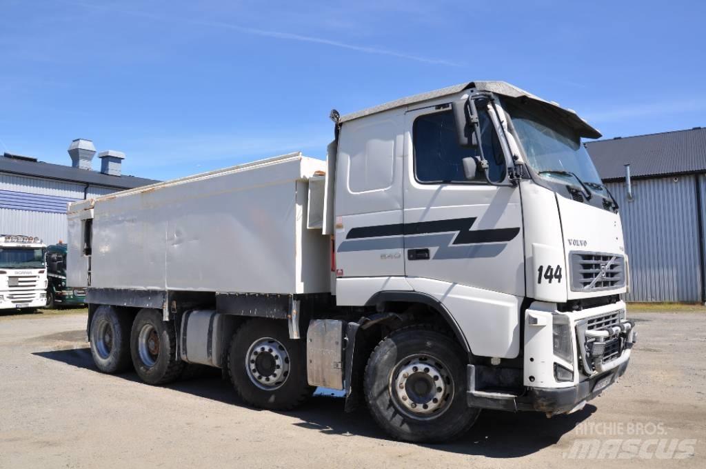 Volvo FH16 550 8X4 Sklápěče