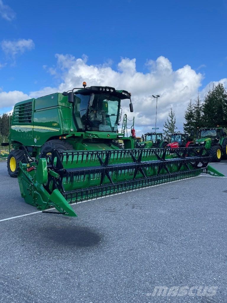 John Deere T 550 Sklízecí mlátičky