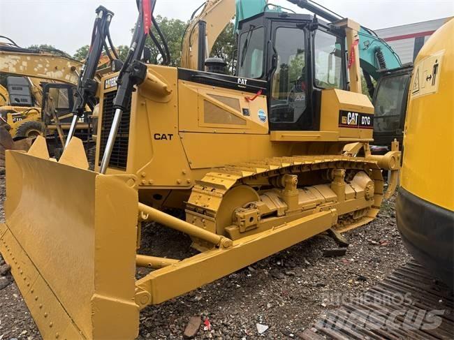 CAT D 7 G LGP Pásové dozery