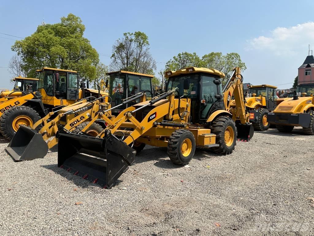 JCB 4CX Rýpadlo-nakladače