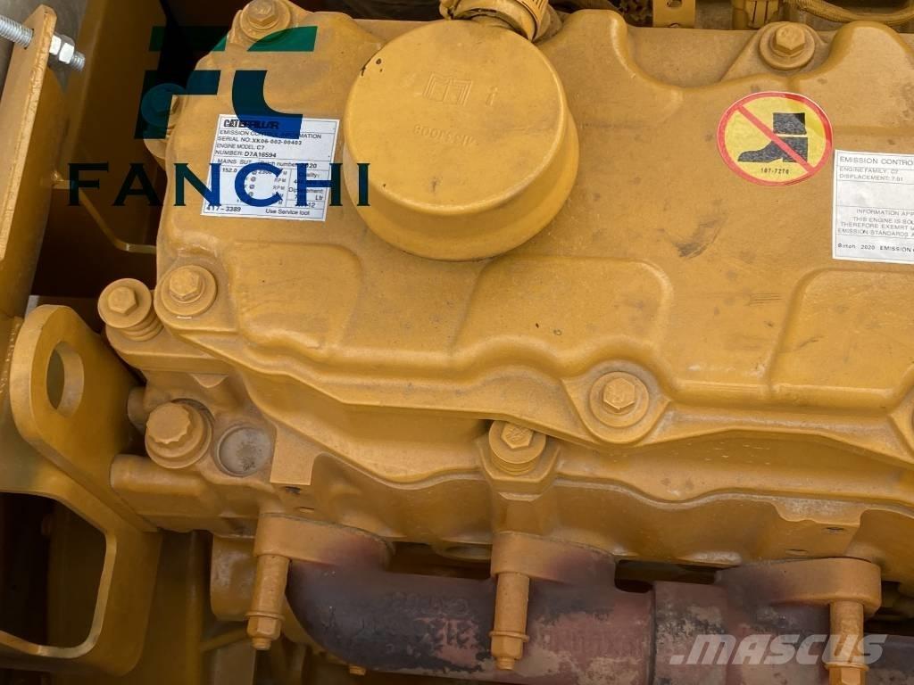 CAT 324 D Pásová rýpadla