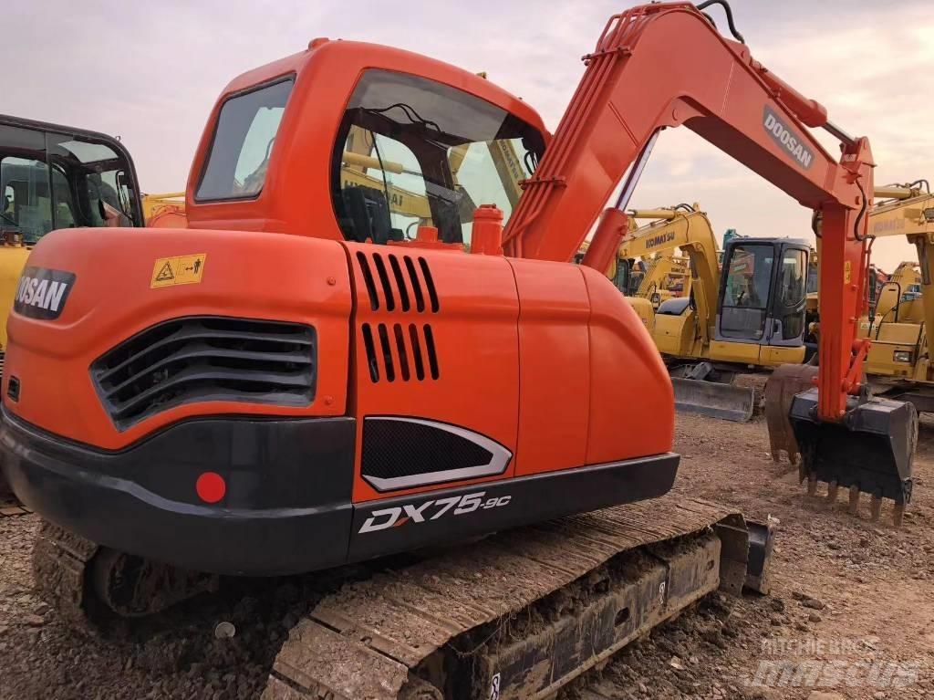 Doosan 75-9c Pásová rýpadla