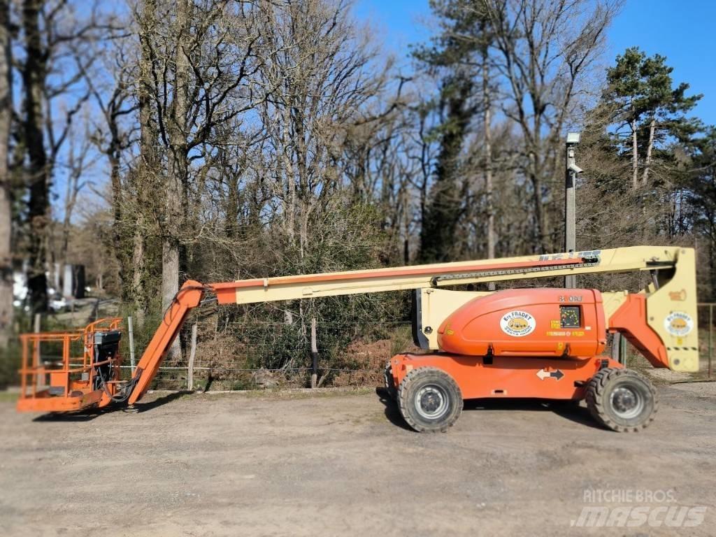 JLG 800 AJ Kloubové plošiny