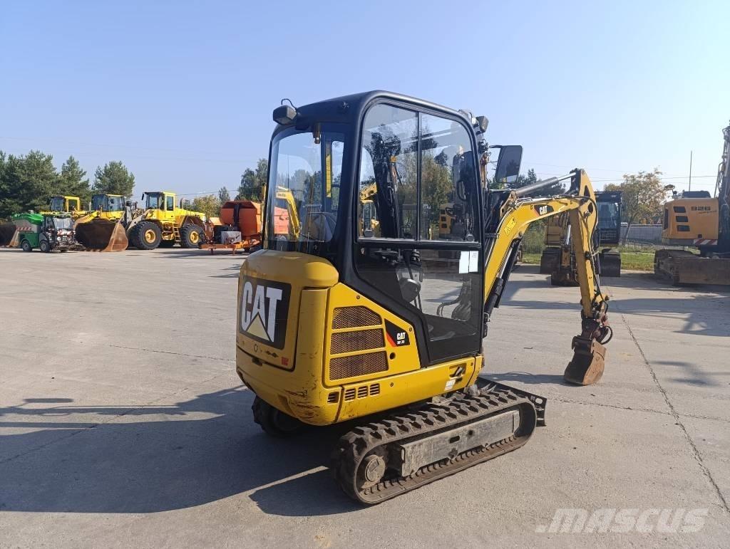 CAT 301.7 D Mini rýpadla < 7t