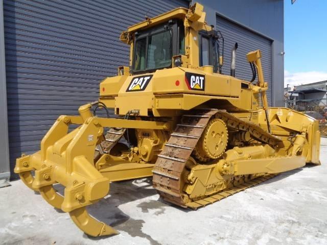 CAT D 6 T XL Pásové dozery