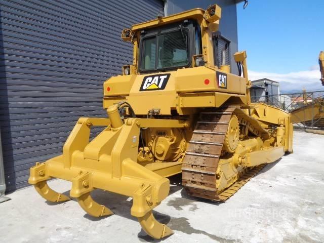 CAT D 6 T XL Pásové dozery