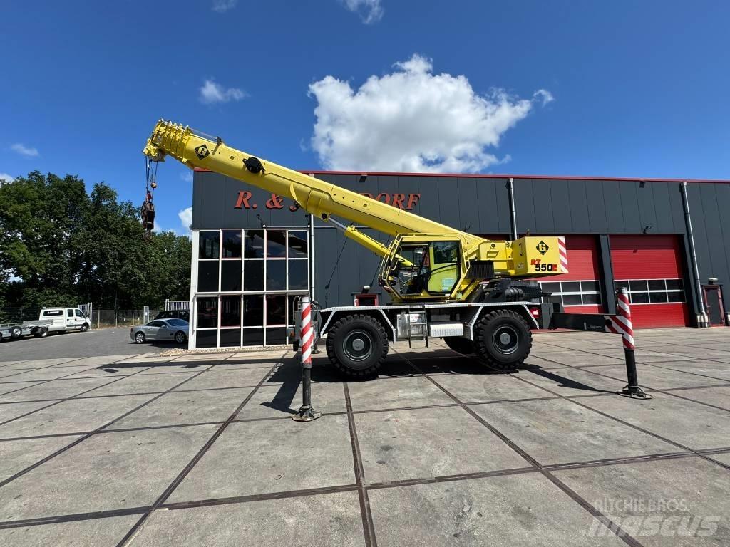 Grove RT 550 E Jeřáby pro těžký terén