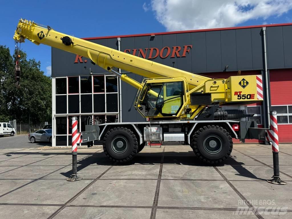 Grove RT 550 E Jeřáby pro těžký terén