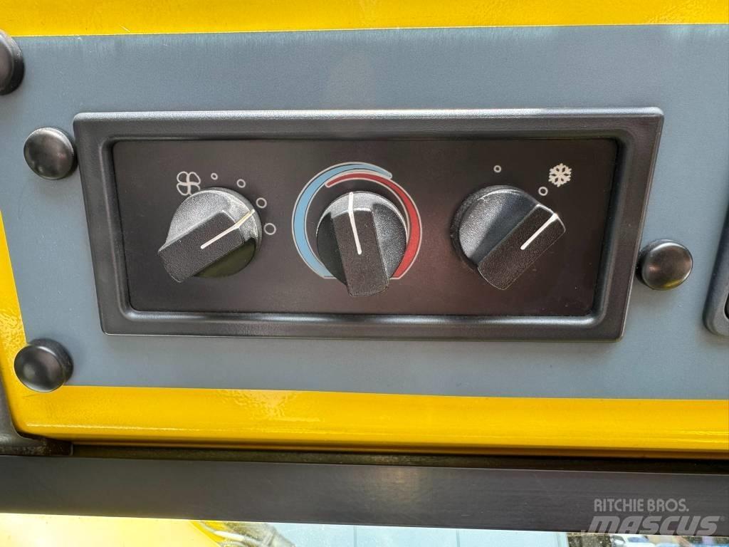 Grove RT 550 E Jeřáby pro těžký terén