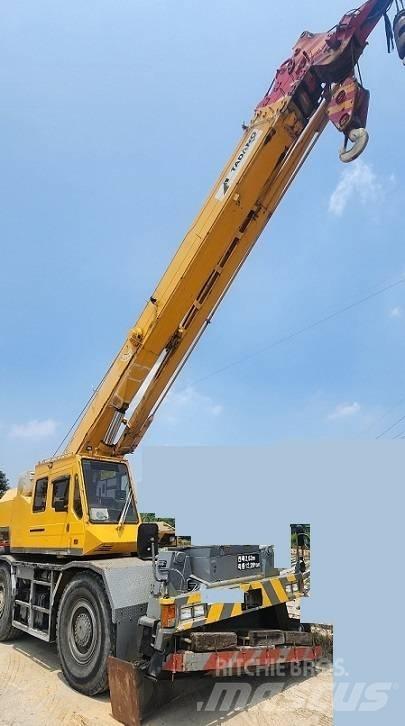 Tadano TR250M-5 Jeřáby pro těžký terén