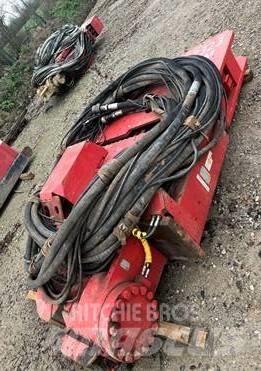 PVE 2323VM Vibrační beranidla