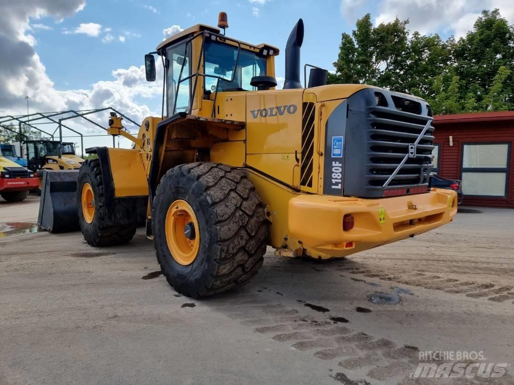 Volvo L 180 F Kolové nakladače